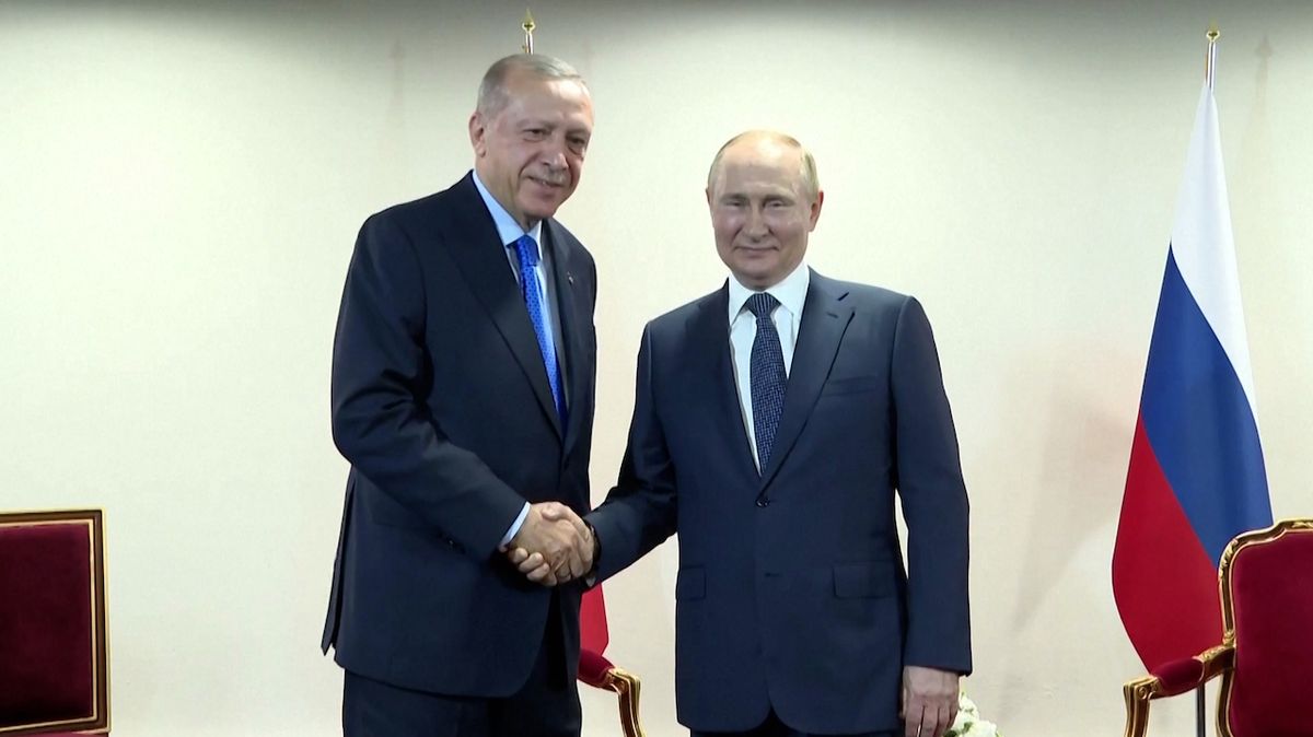 Erdogan jede za Putinem do Ruska